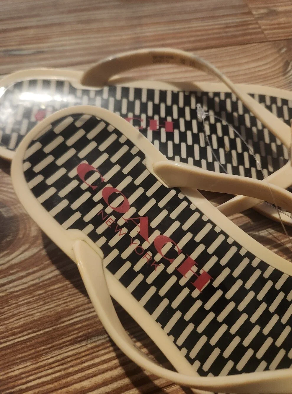 Coach Landon Cream Jelly Flip Sandals with Black Patterned Footbed Size 7b